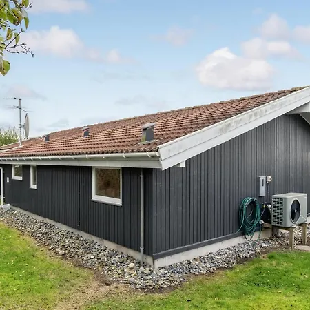 Casa de Férias Beautiful In With Indoor Swimming Pool, Sauna And Private Swimming Pool