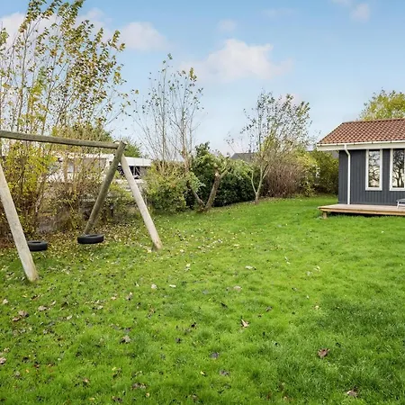 Beautiful In With Indoor Swimming Pool, Sauna And Private Swimming Pool *